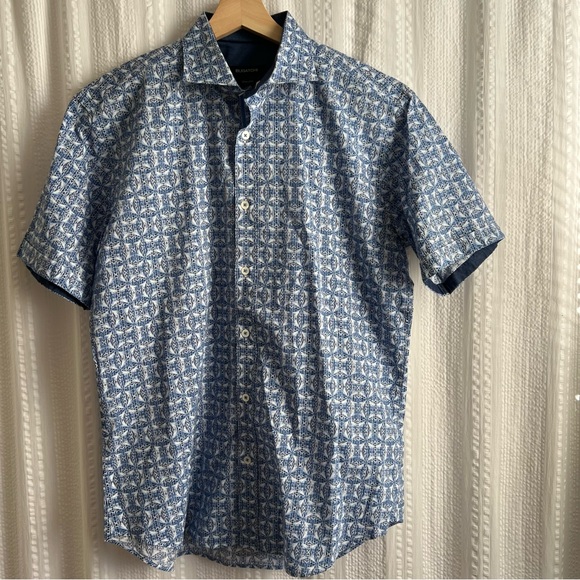 Bugatchi Shaped Fit Blue Print Short Sleeve Button Up Shirt Mens Medium - Picture 3 of 7